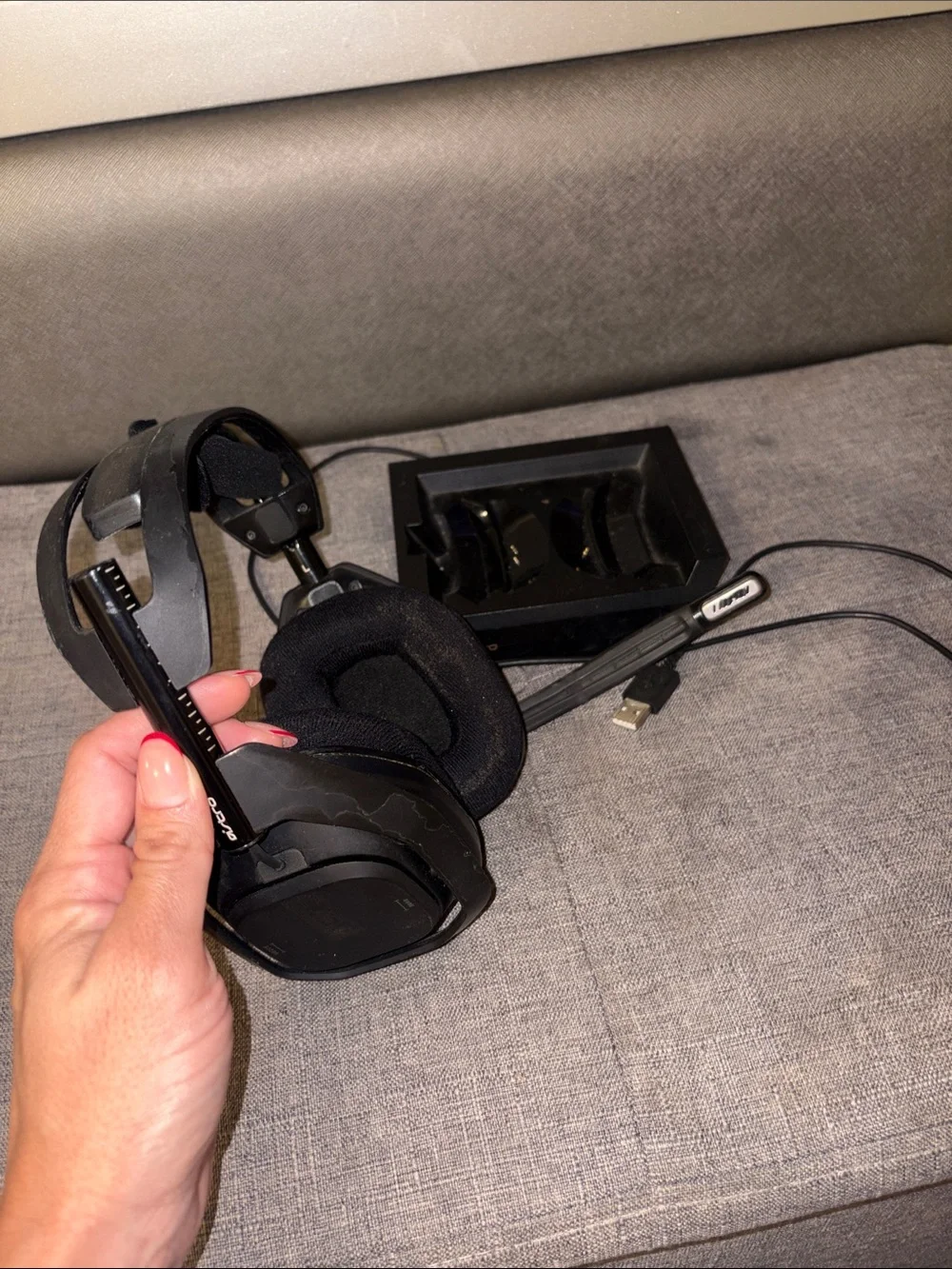 Astr Black Wireless Gaming Headset with Dock and Boom Mic